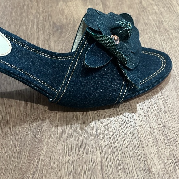 Chanel Camellia Denim Kitten Sandal Heels - Picture 9 of 13